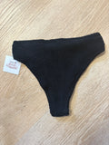 BIKINI HANALEI-CRINKLE BLACK-RING BOTTOM
